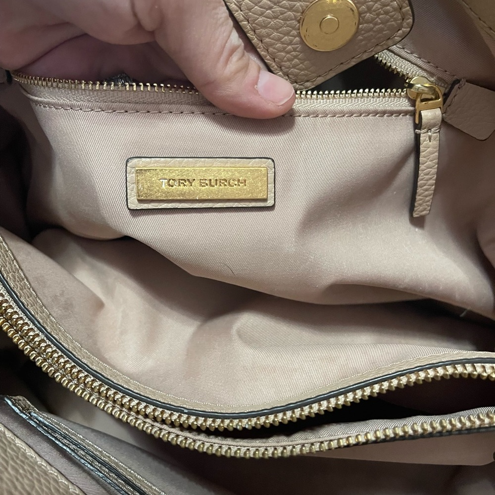 Excellent condition Tory Burch Miller Bag